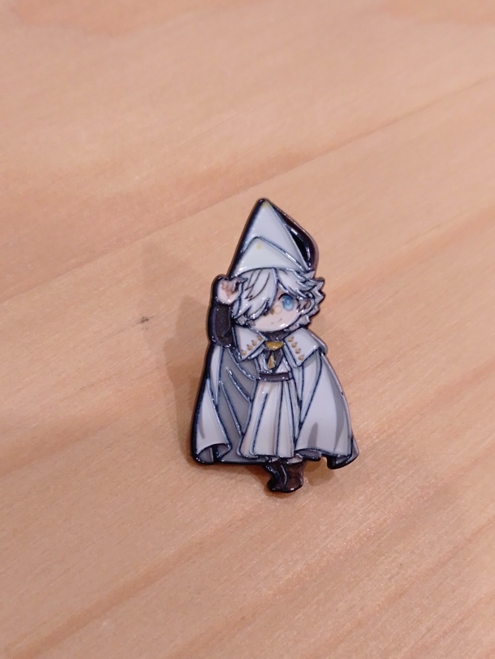 🆕 Witch Hat Atelier Qifrey Enamel Pin Brooch Manga Anime
